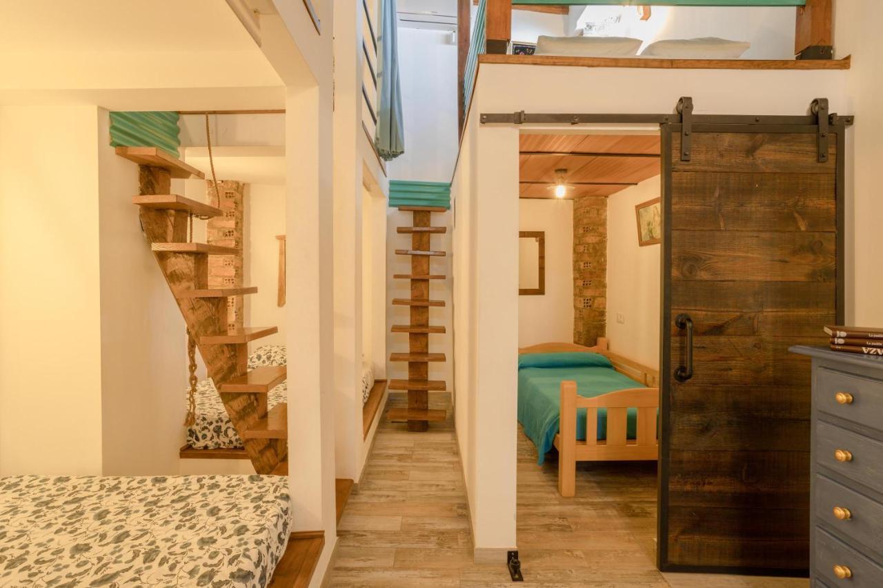 Casa Encarnacion Guest House กรานาดา ภายนอก รูปภาพ